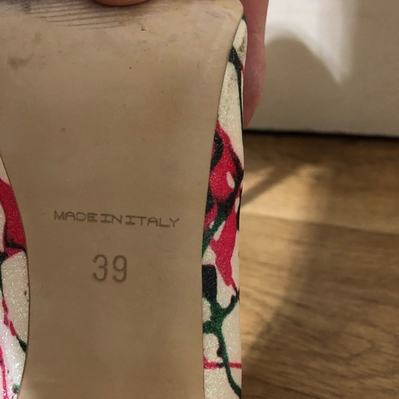 Gorgeous heels - Picture 5 of 6